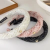 The new Korean "Little Gold Bean" style tweed headband with a mixed color headband, a French-style pressed hairpin for women Application Scenario